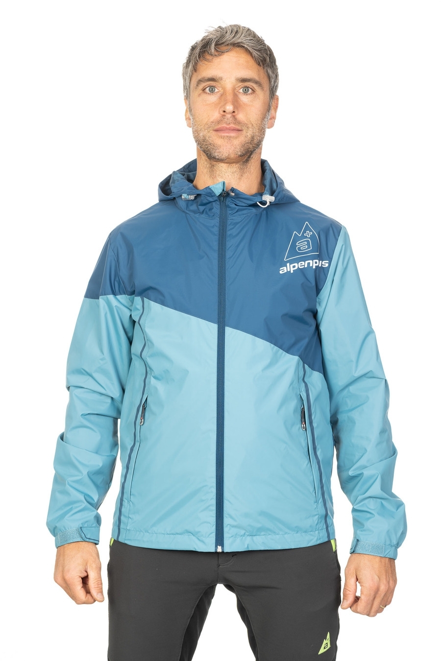 Man Waterproof and Windproof Softshell Jacket - Trekking and Outdoor